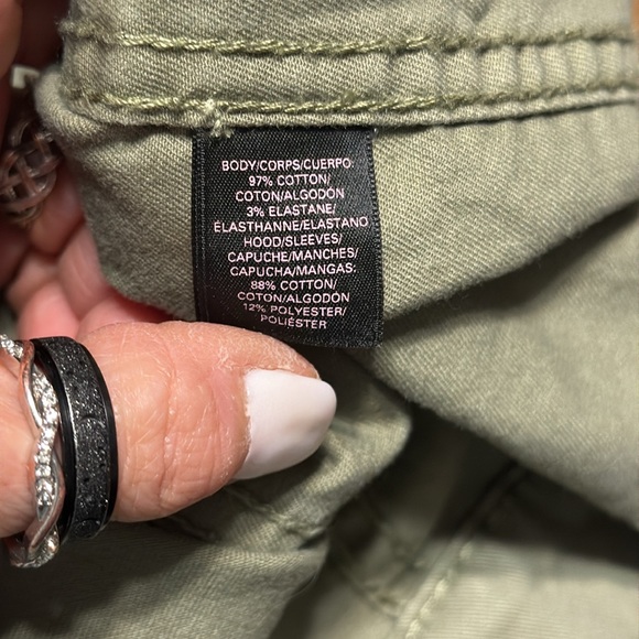 Victoria’s Secret Olive Green & Black Stretch Hooded Jean Jacket sz L - Picture 10 of 10